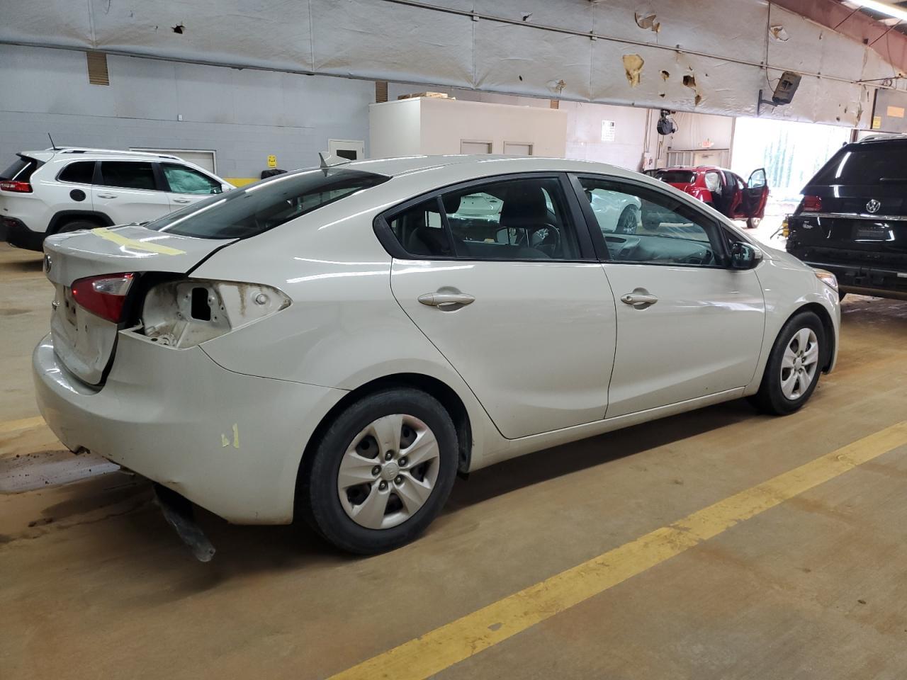 2015 KIA FORTE LX - Фото 3