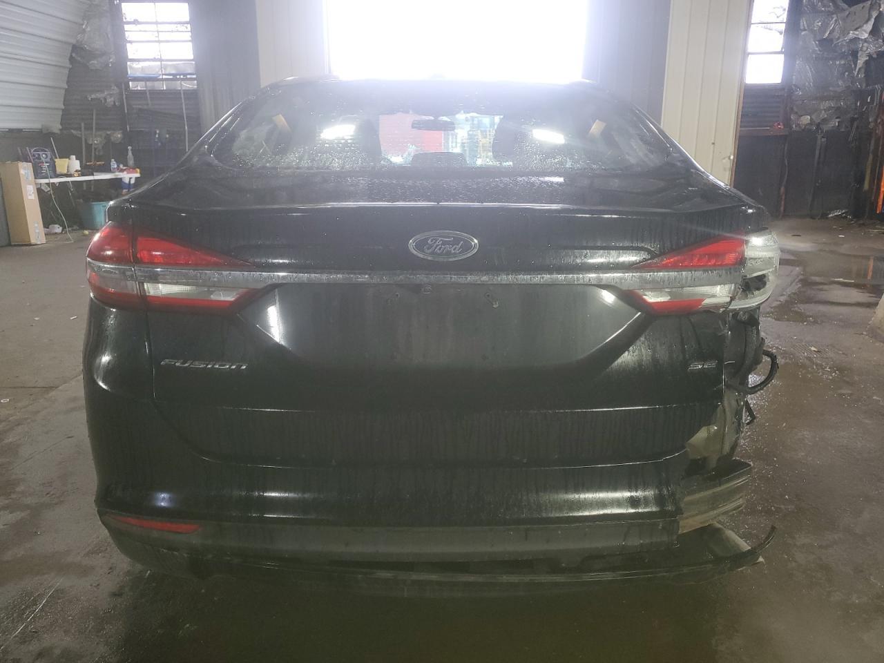 2017 FORD FUSION SE - Image 6