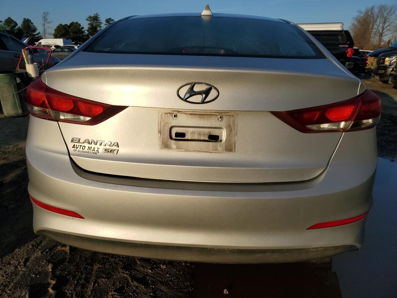 2017 HYUNDAI ELANTRA SE - Фото 6