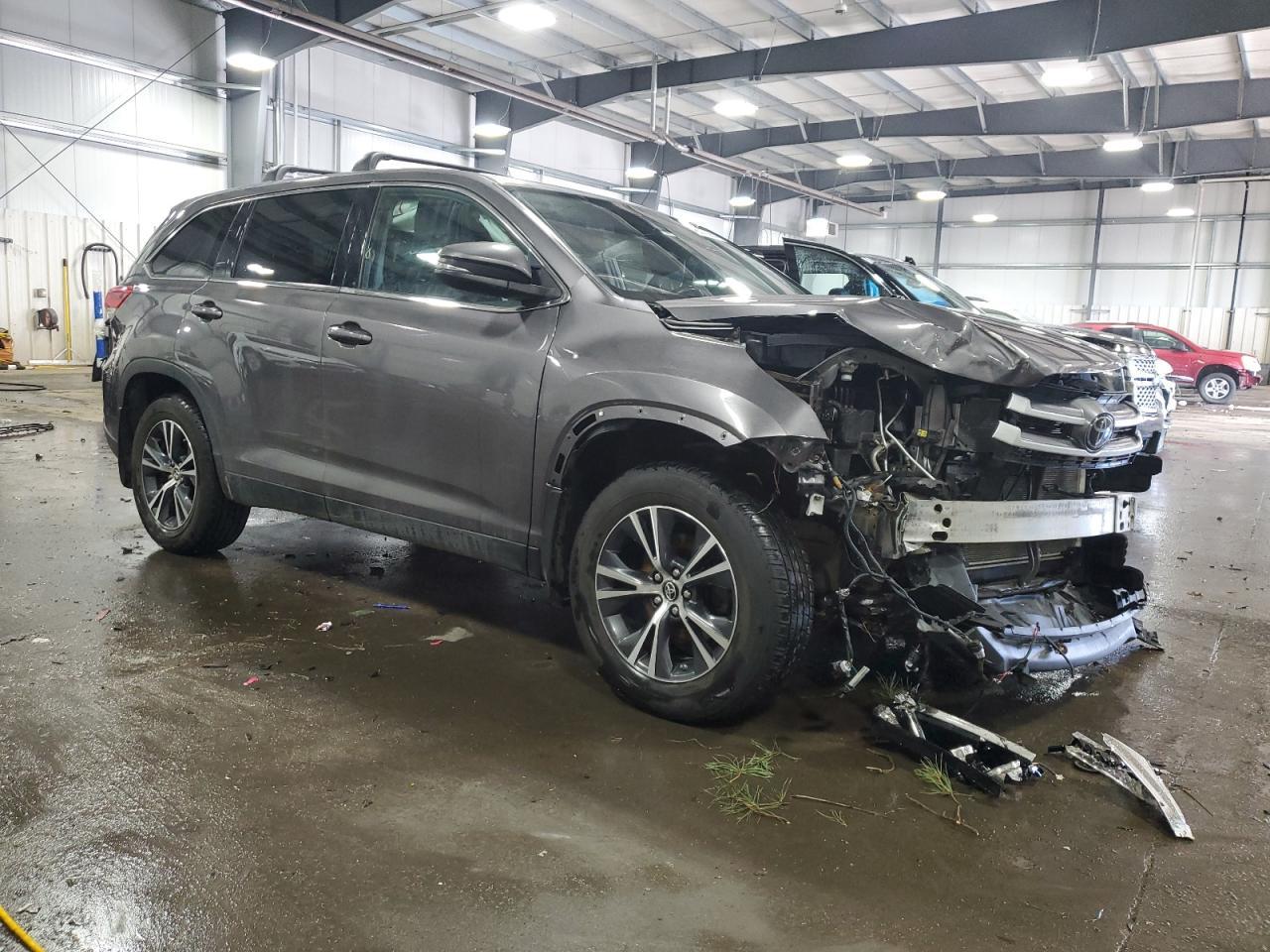 2019 TOYOTA HIGHLANDER - Image 4