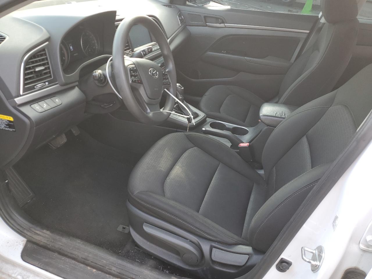 2018 HYUNDAI ELANTRA SE - Image 7