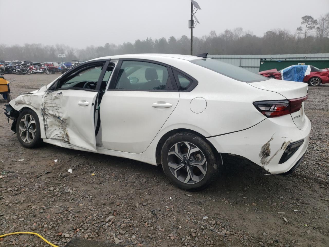 2021 KIA FORTE FE - Фото 2