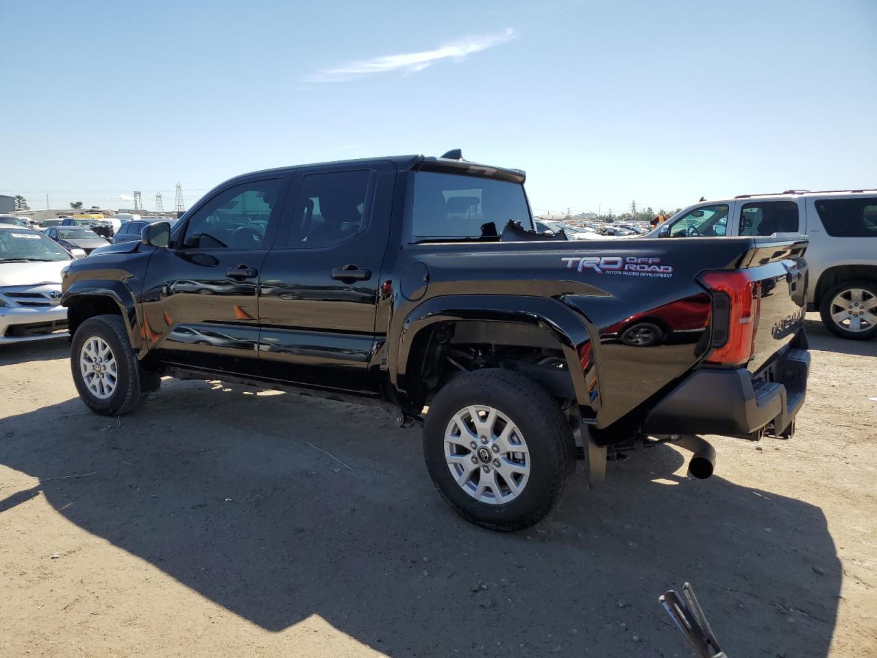 2024 TOYOTA TACOMA DOU - Фото 2
