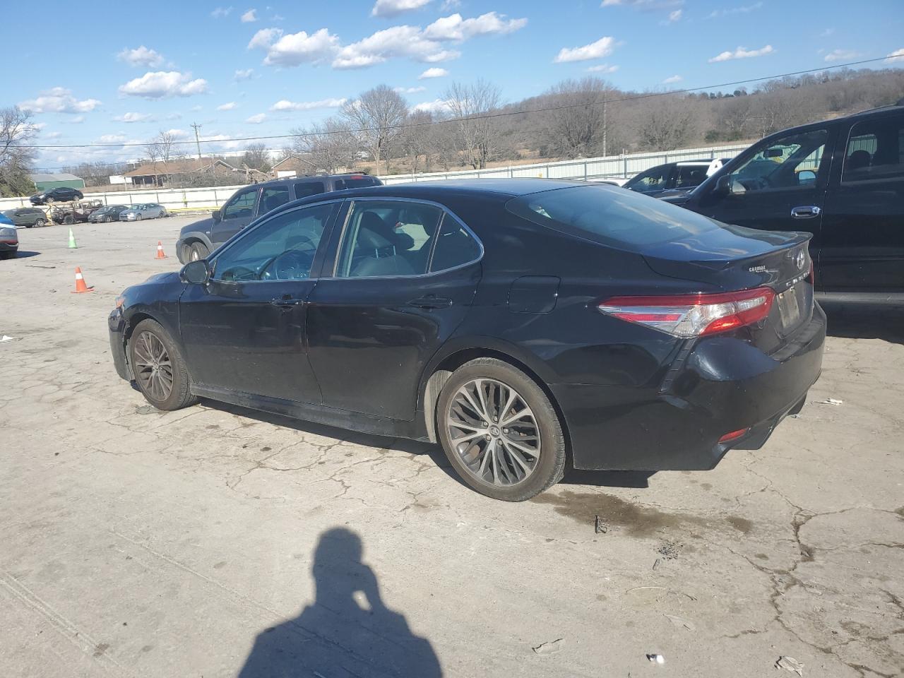 2018 TOYOTA CAMRY L - Image 2