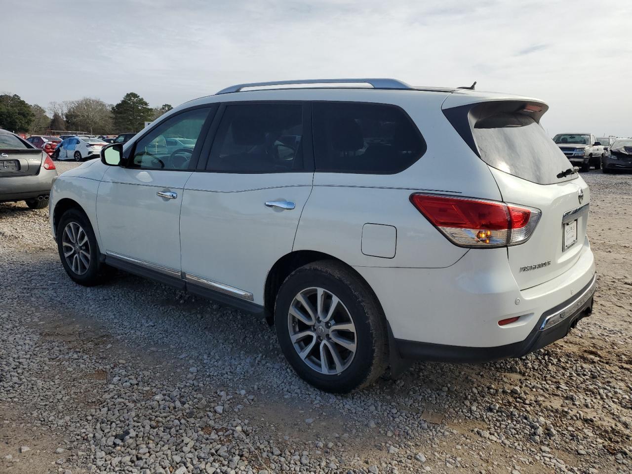 2013 NISSAN PATHFINDER - Фото 2