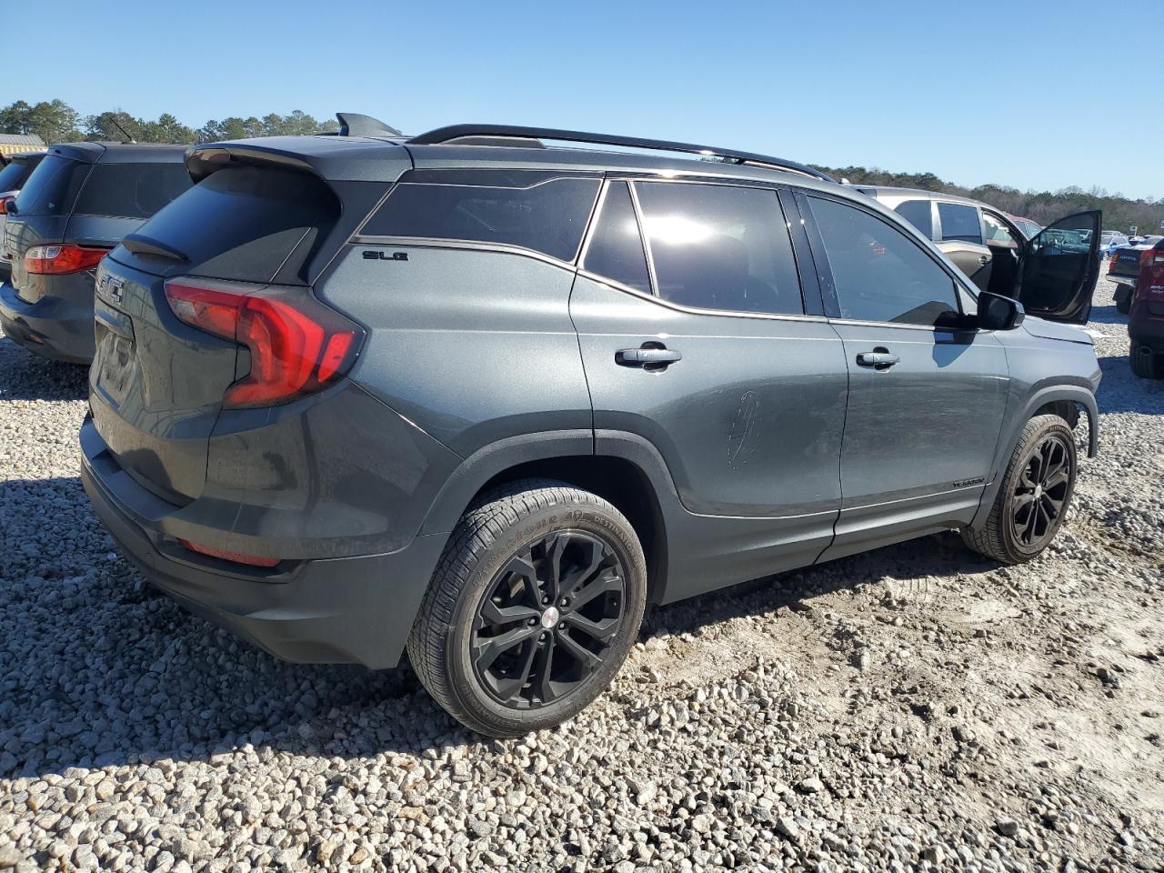 2019 GMC TERRAIN SL - Фото 3