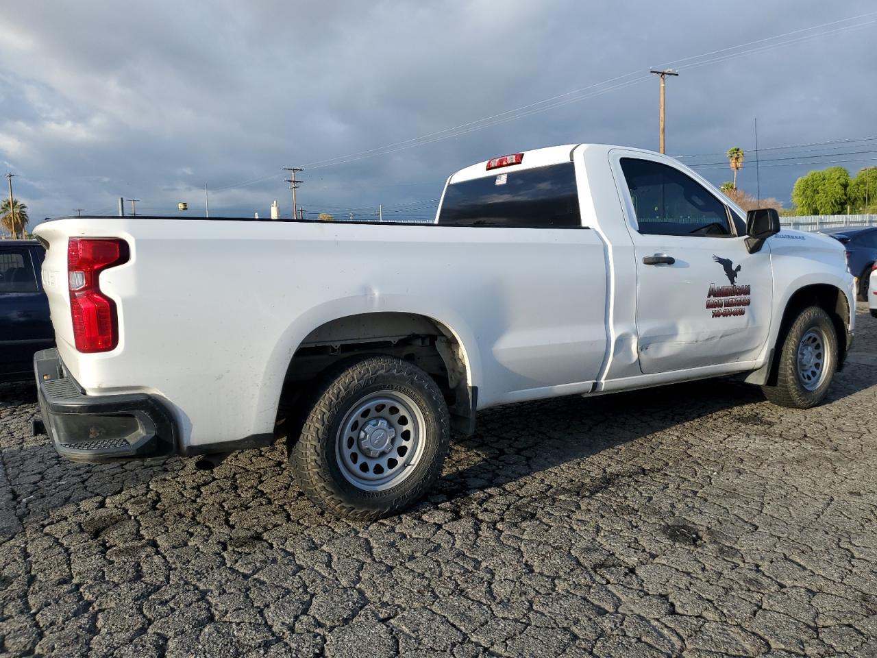 2019 CHEVROLET SILVERADO - Image 3