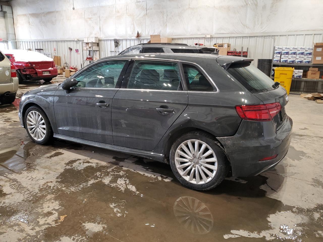 2017 AUDI A3 E-TRON - Image 2