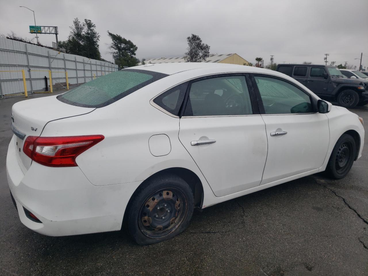 2017 NISSAN SENTRA S - Фото 3