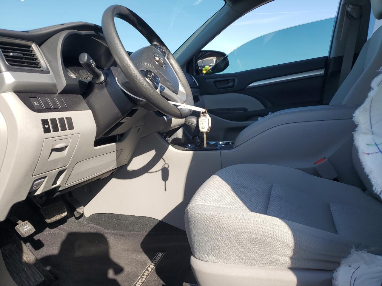 2019 TOYOTA HIGHLANDER - Фото 7
