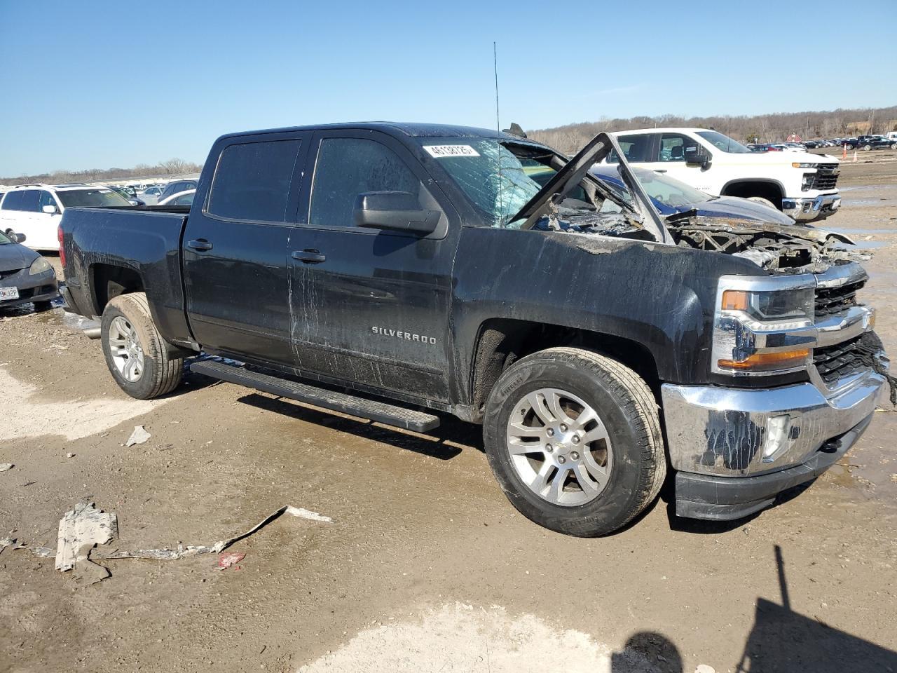 2017 CHEVROLET SILVERADO - Фото 4