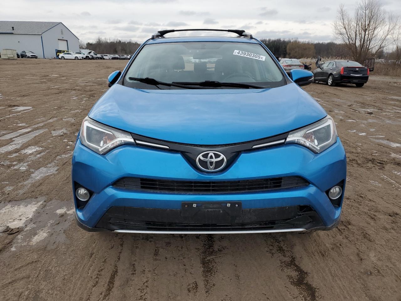 2016 TOYOTA RAV4 XLE - Image 5