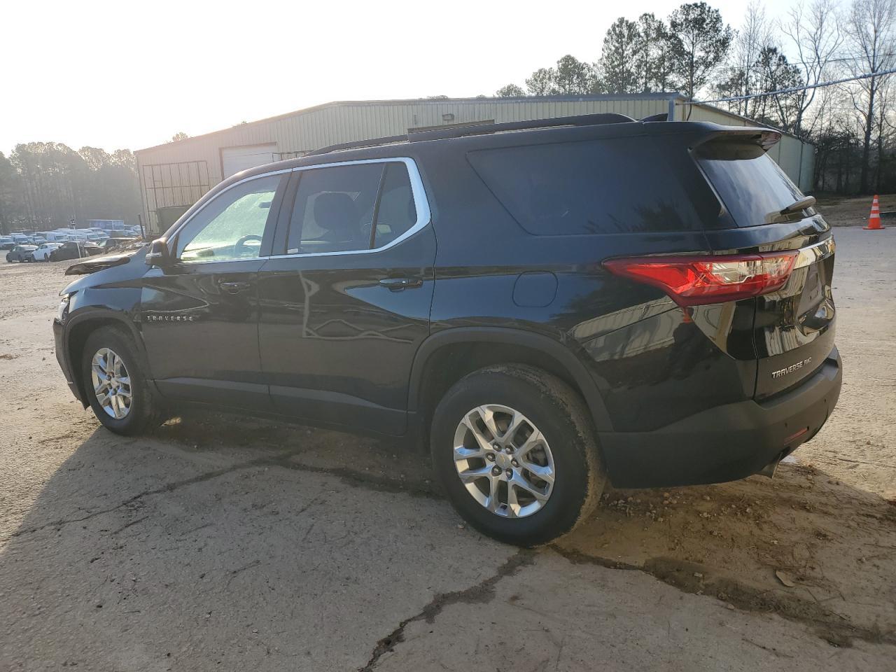 2021 CHEVROLET TRAVERSE L - Фото 2