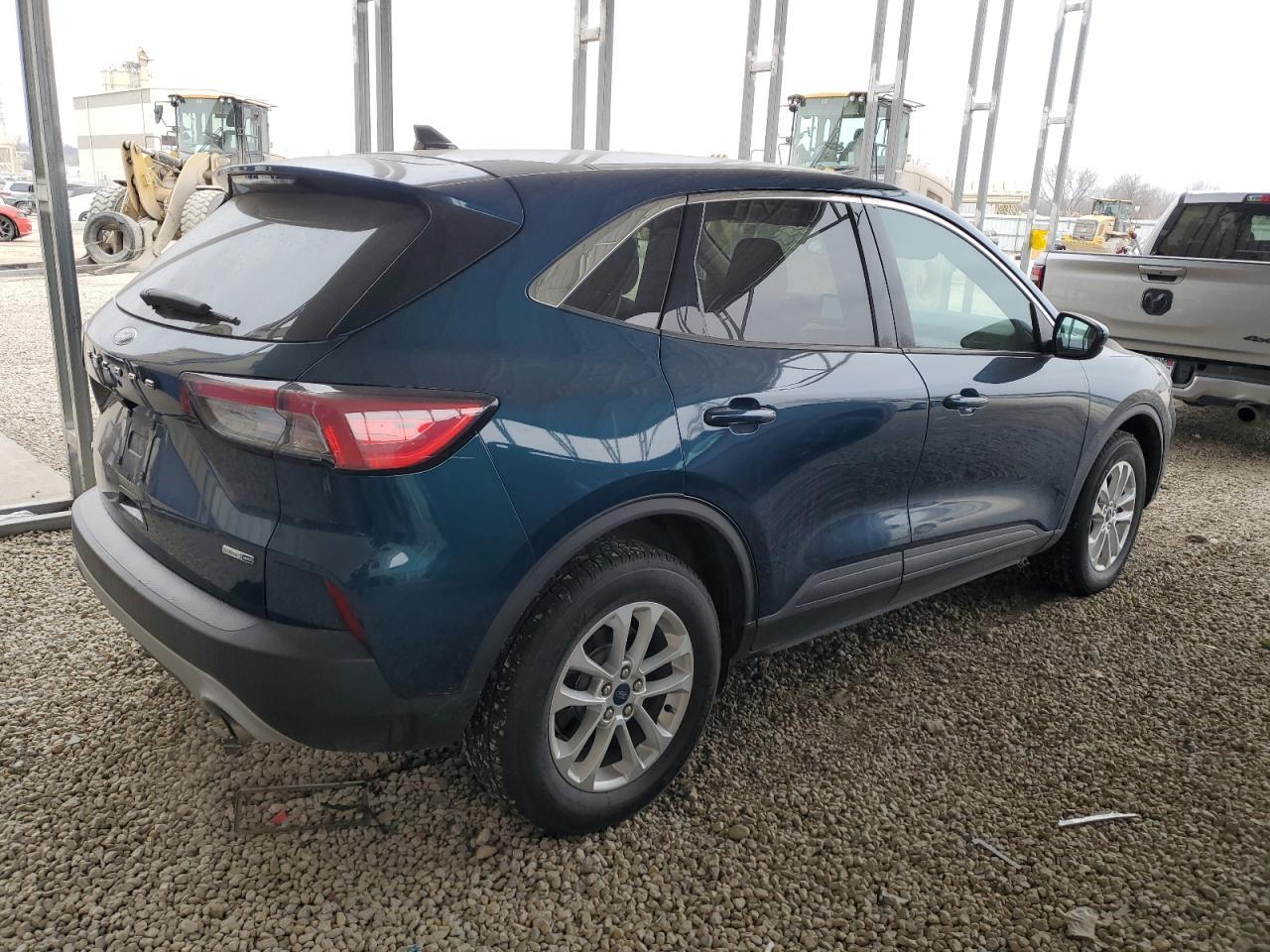 2020 FORD ESCAPE SE - Image 3