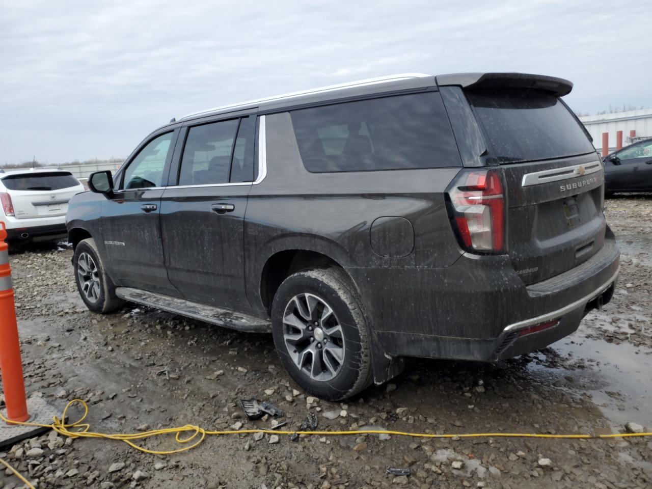 2021 CHEVROLET SUBURBAN K - Image 2