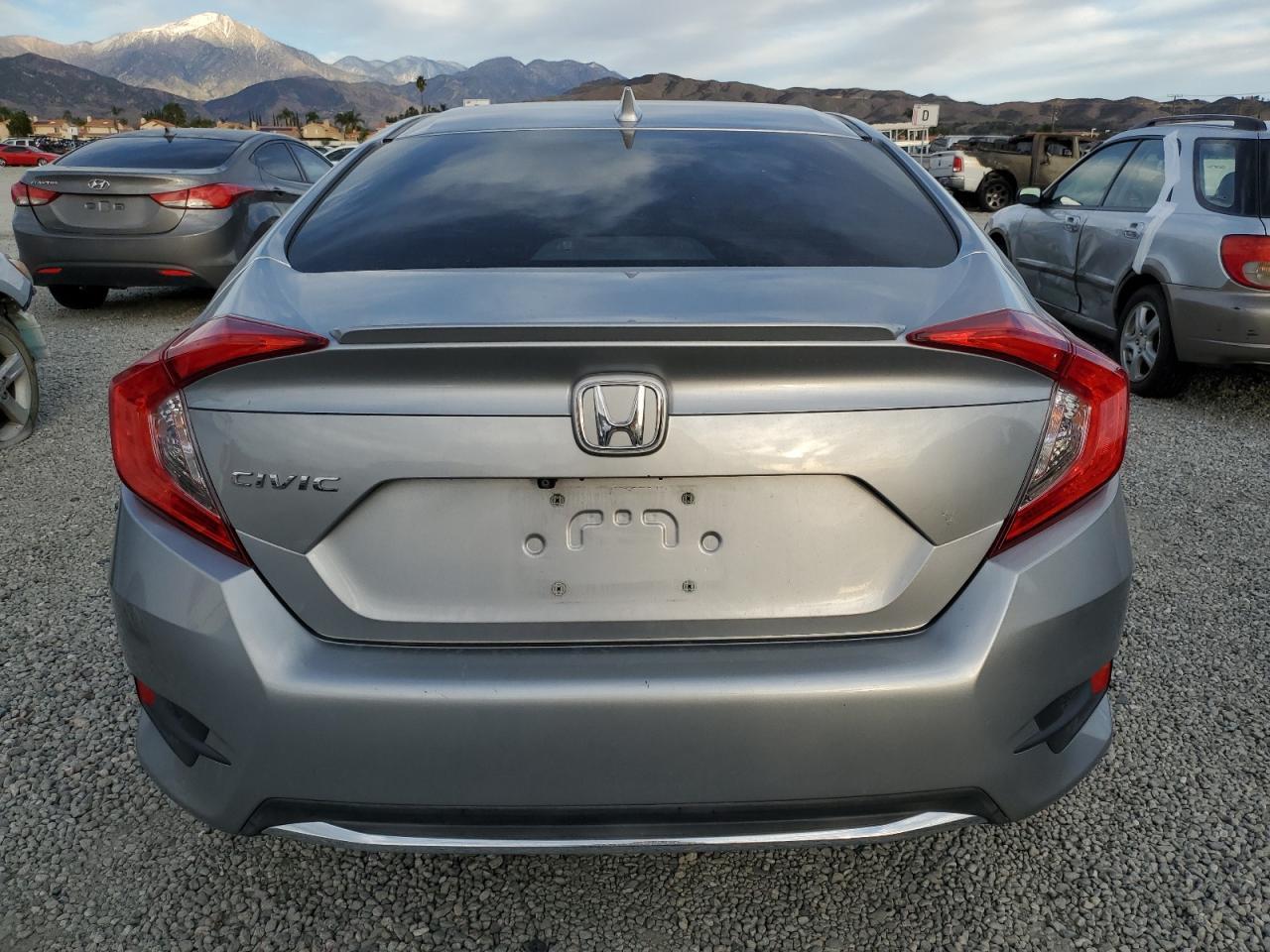 2019 HONDA CIVIC EX - Фото 6