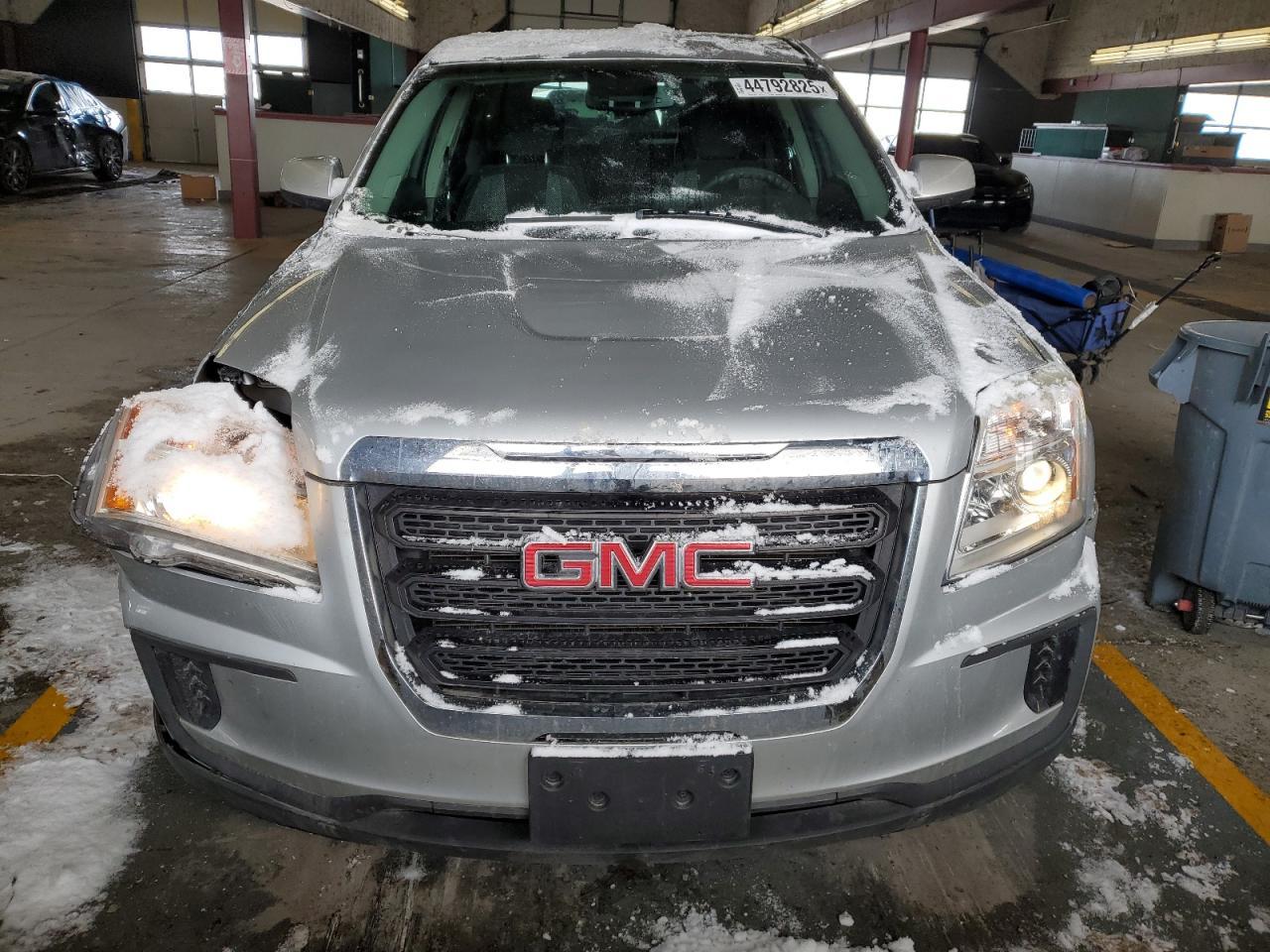2016 GMC TERRAIN SL - Image 5