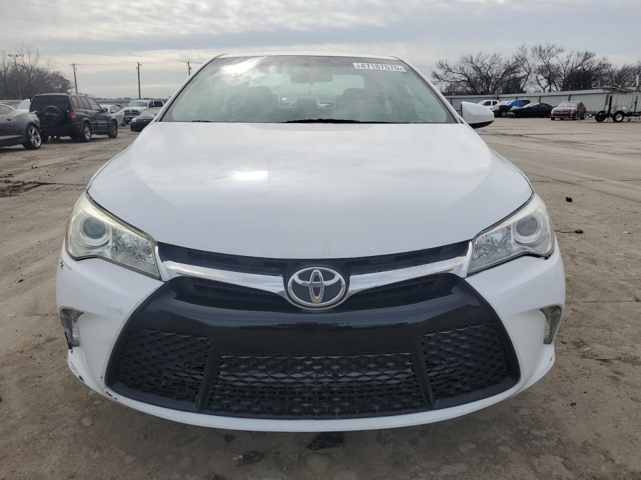 2016 TOYOTA CAMRY LE - Фото 5