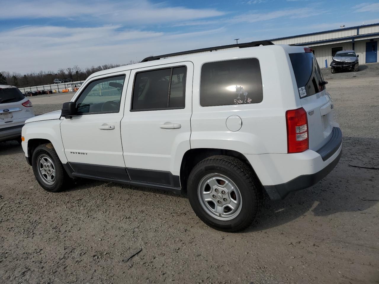 2015 JEEP PATRIOT SP - Фото 2