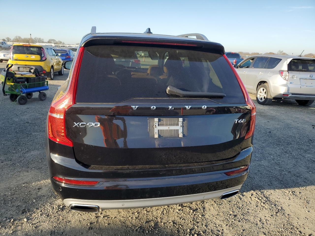 2016 VOLVO XC90 T6 - Фото 6