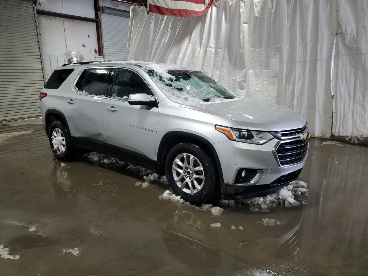 2021 CHEVROLET TRAVERSE L - Фото 4