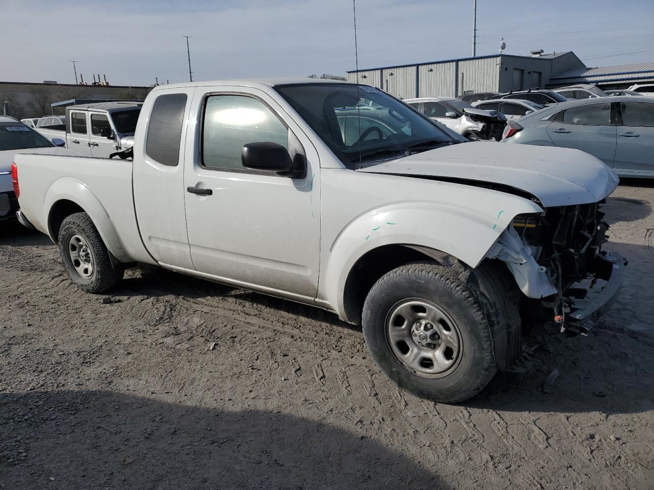 2016 NISSAN FRONTIER S - Image 4