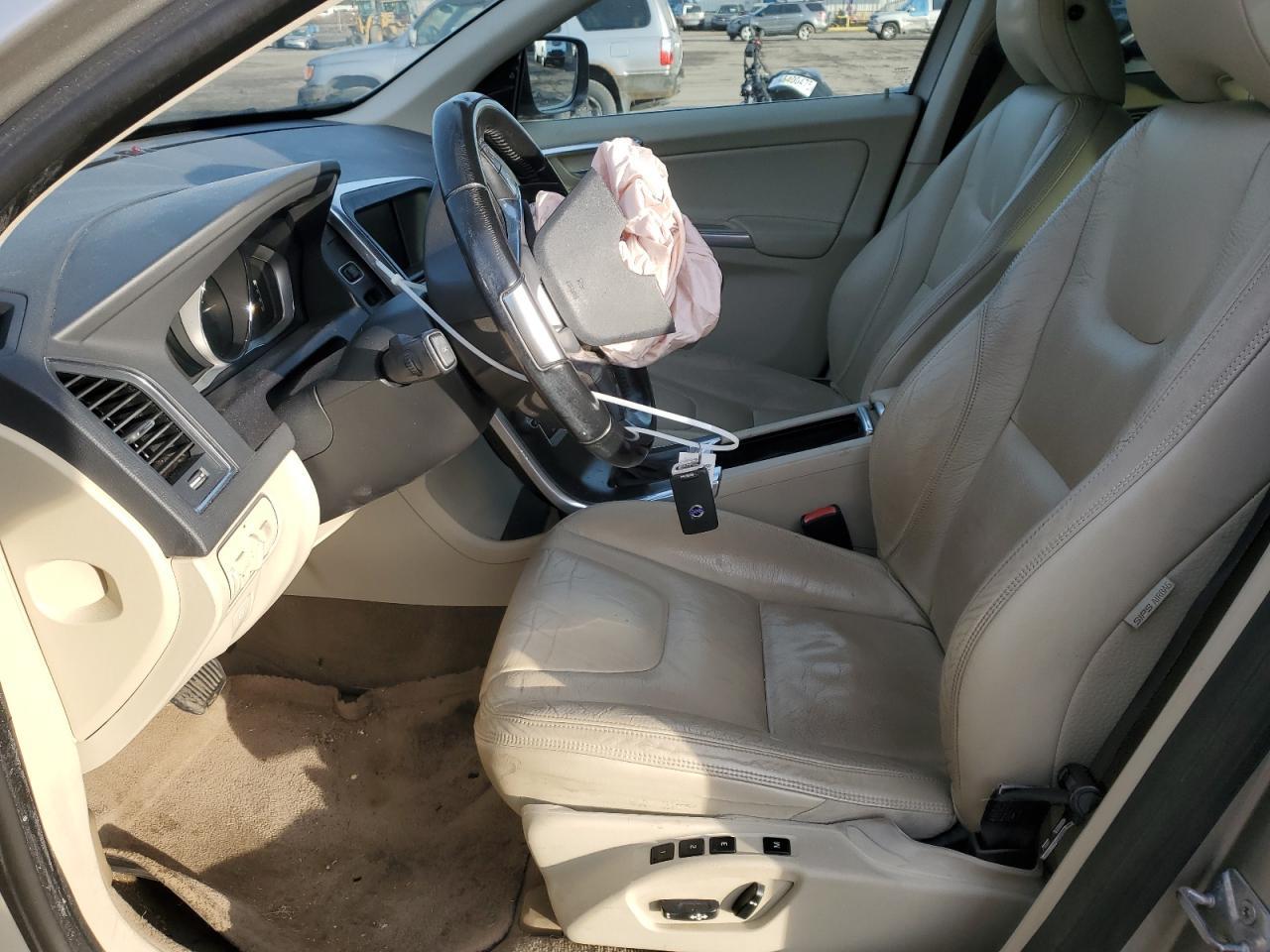 2014 VOLVO XC60 3.2 - Фото 7
