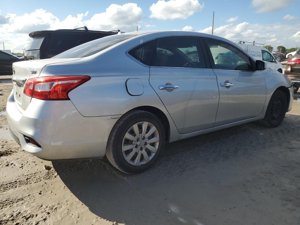 2017 NISSAN SENTRA S - Image 3