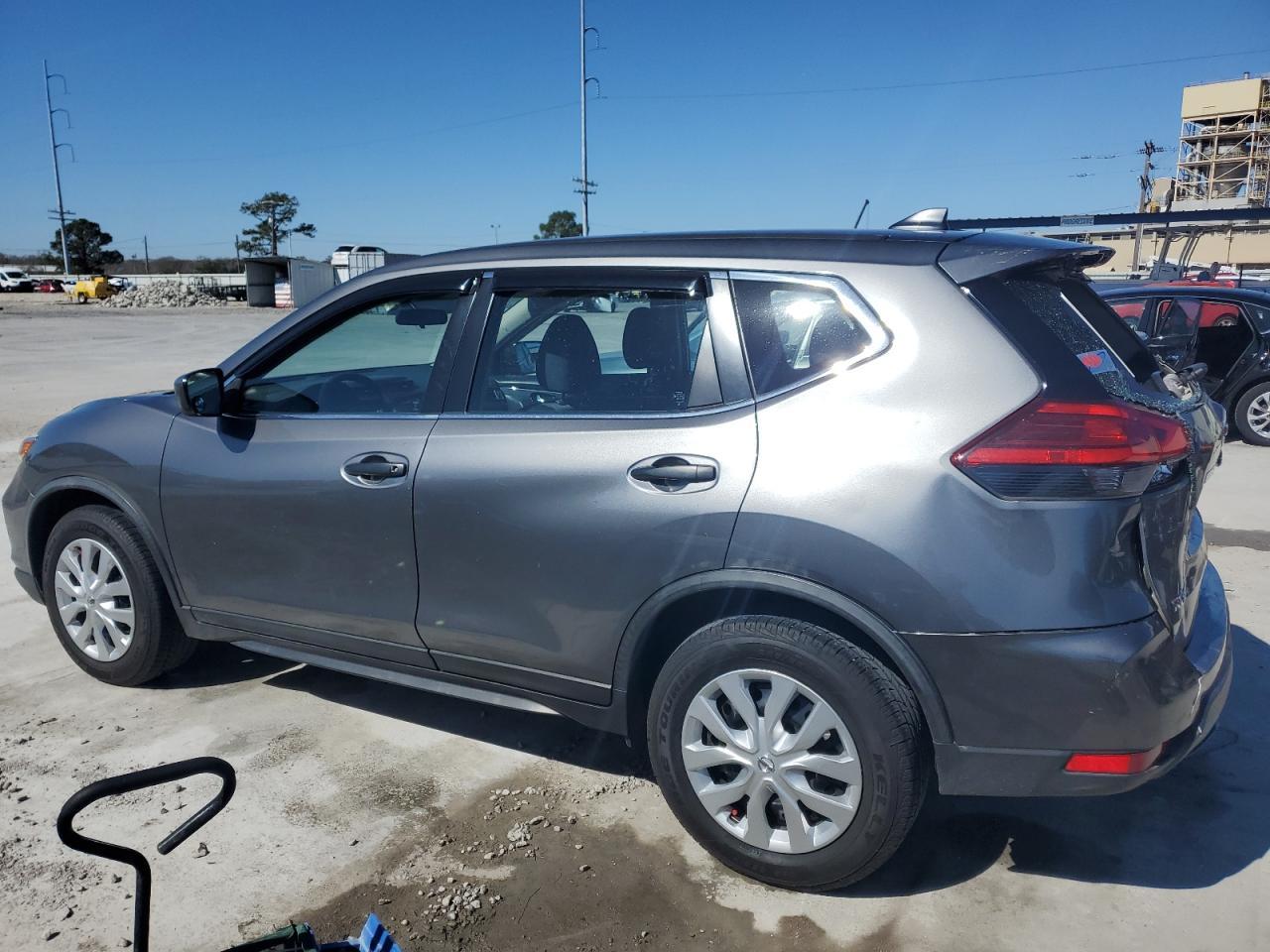 2017 NISSAN ROGUE S - Image 2
