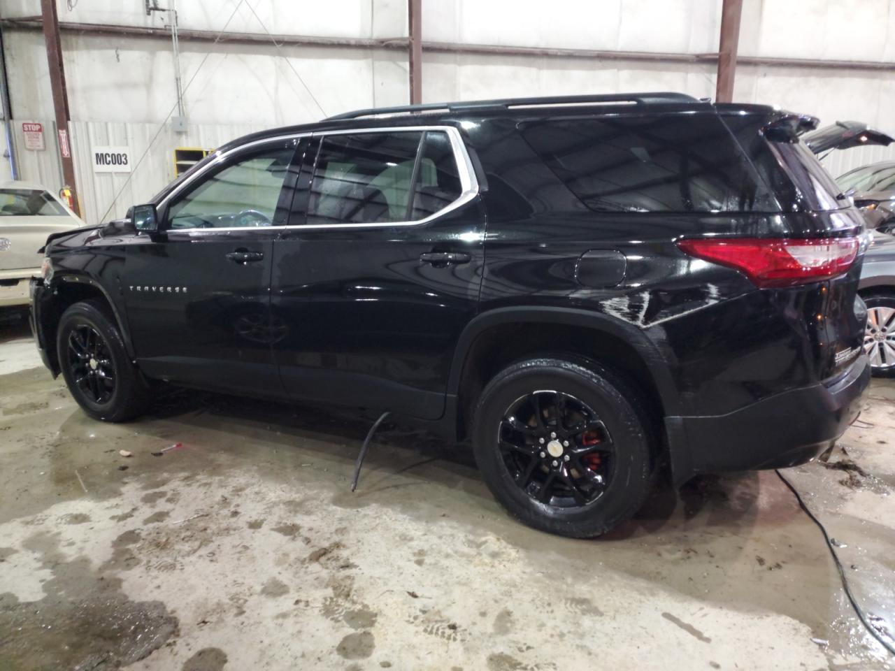 2021 CHEVROLET TRAVERSE L - Фото 2