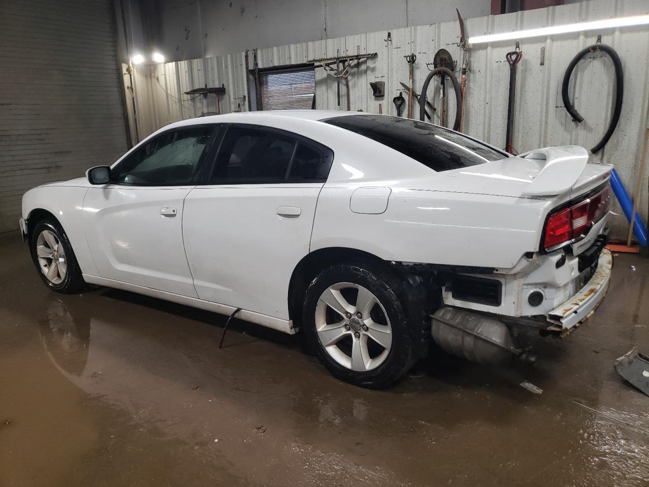 2014 DODGE CHARGER SE - Фото 2