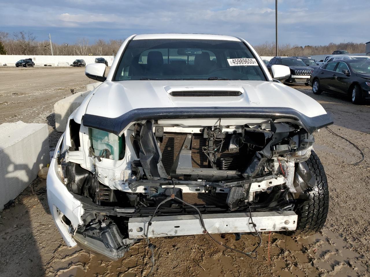 2017 TOYOTA TACOMA DOU - Фото 5