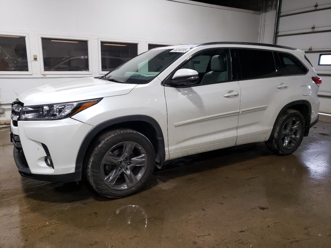 2018 TOYOTA HIGHLANDER