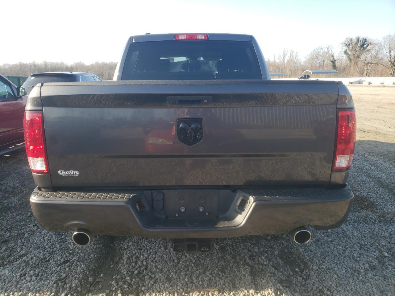 2018 RAM 1500 ST - Image 6