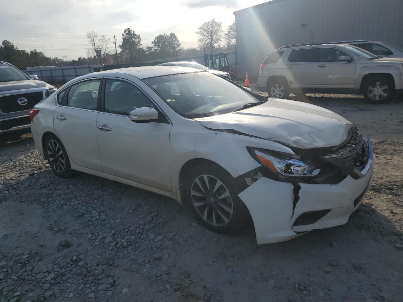 2016 NISSAN ALTIMA 2.5 - Image 4
