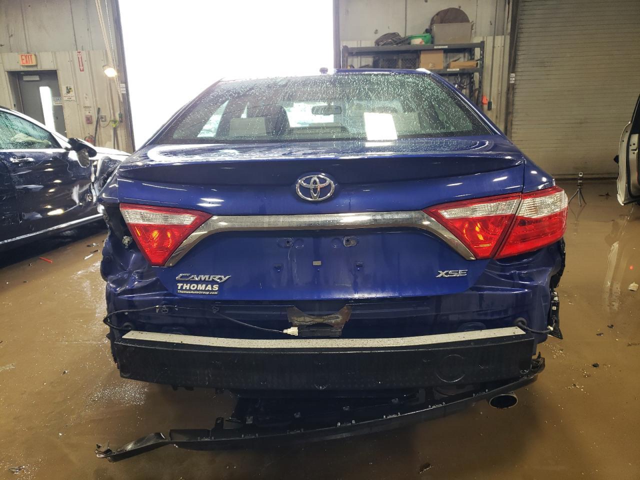 2015 TOYOTA CAMRY LE - Фото 6