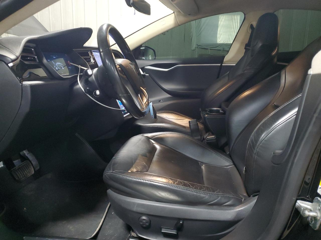 2015 TESLA MODEL S - Image 7