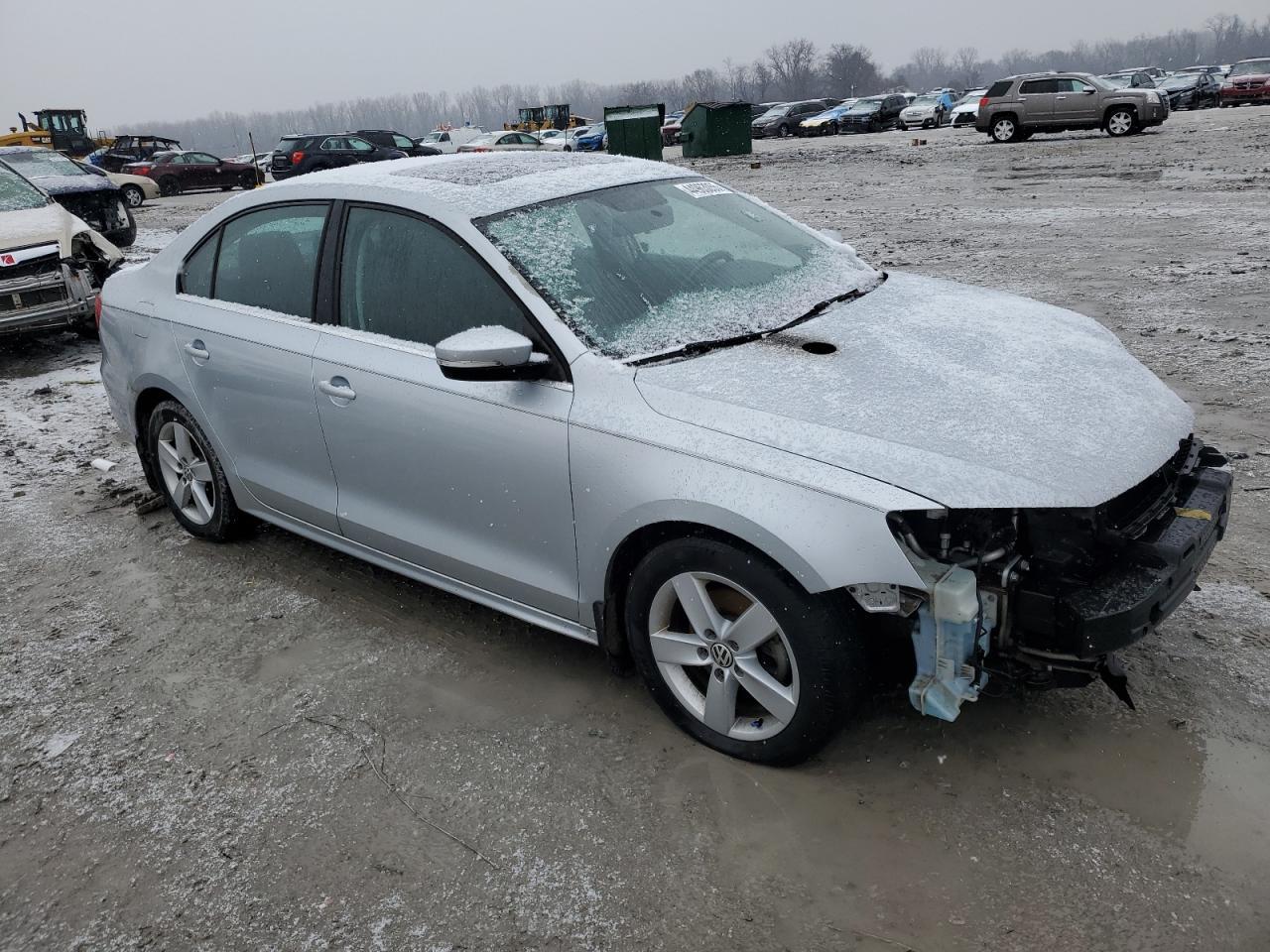 2013 VOLKSWAGEN JETTA TDI - Image 4