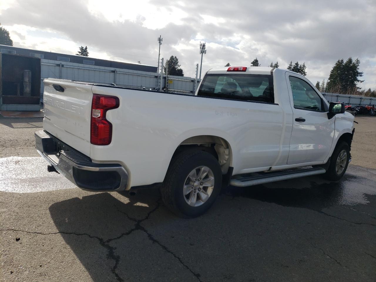 2024 CHEVROLET SILVERADO - Фото 3