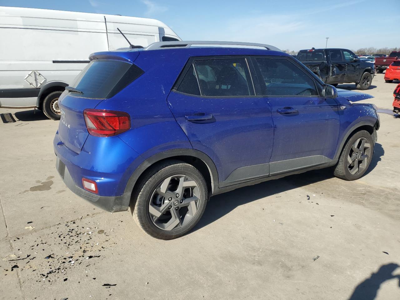 2024 HYUNDAI VENUE SEL - Фото 3