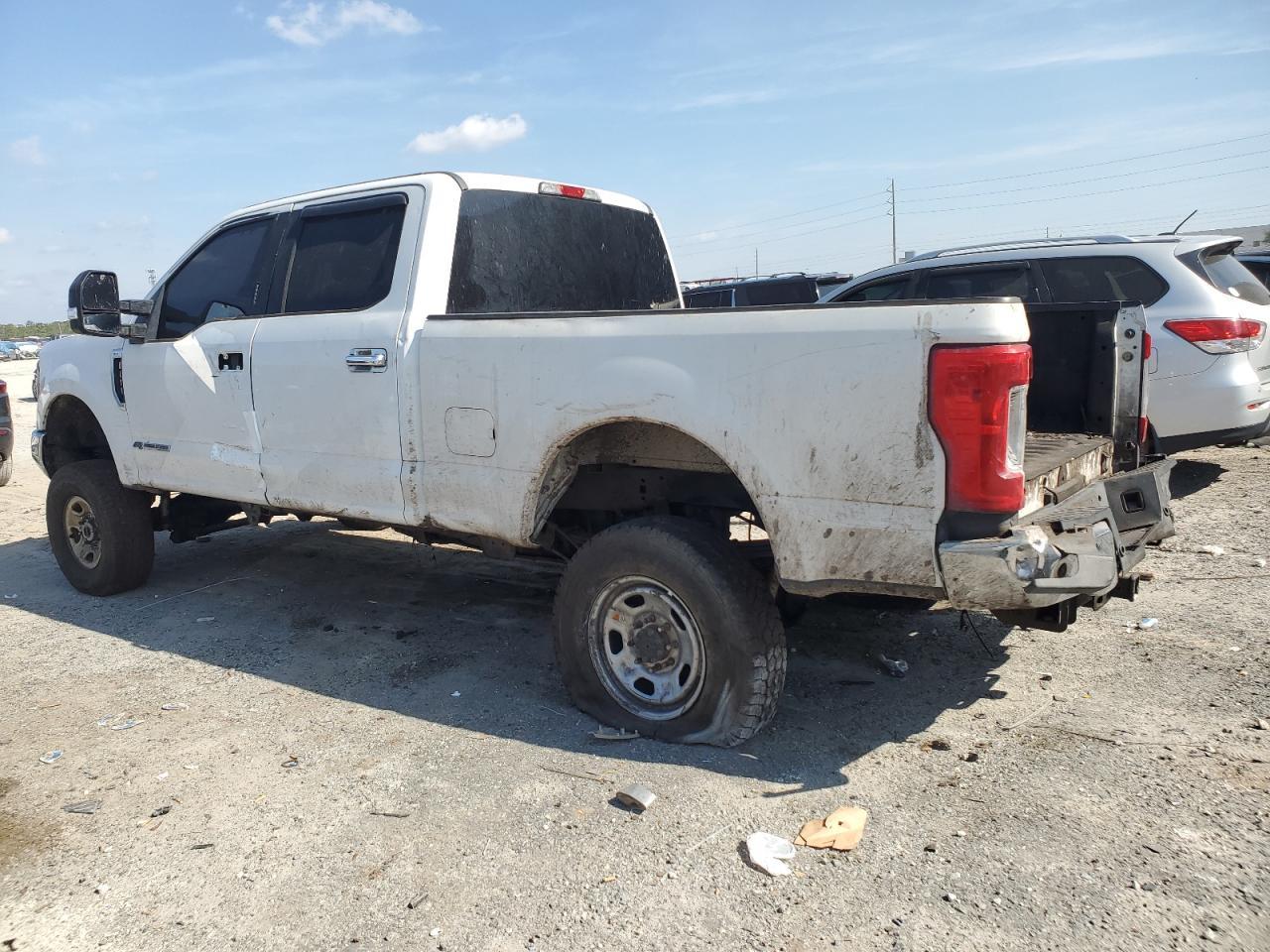 2017 FORD F250 SUPER - Image 2