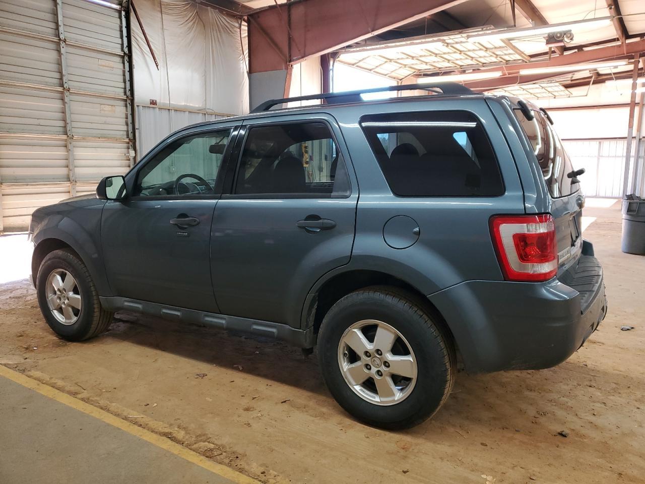 2012 FORD ESCAPE XLT - Image 2