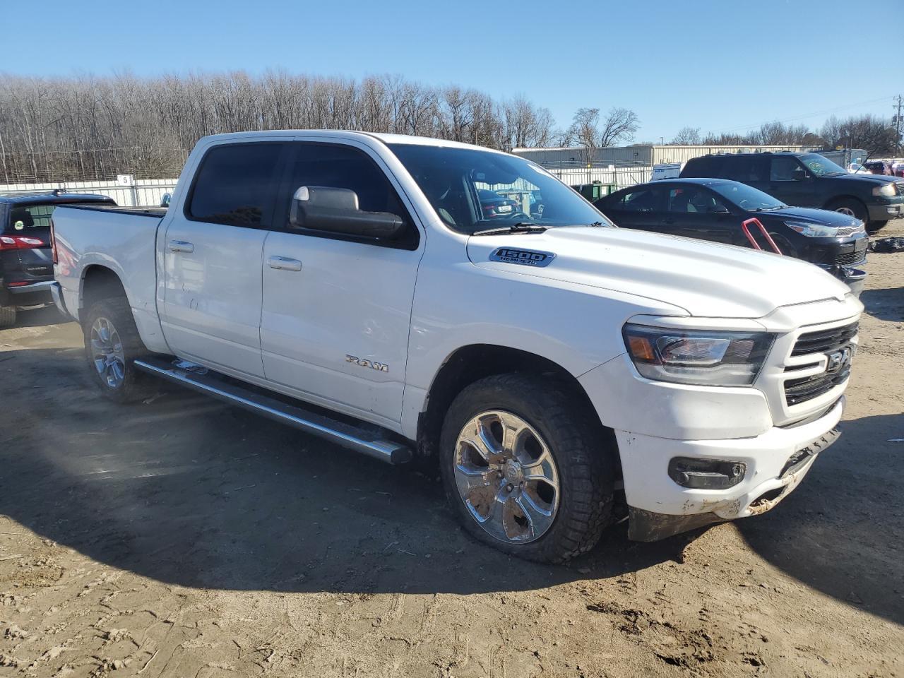 2019 RAM 1500 BIG H - Фото 4