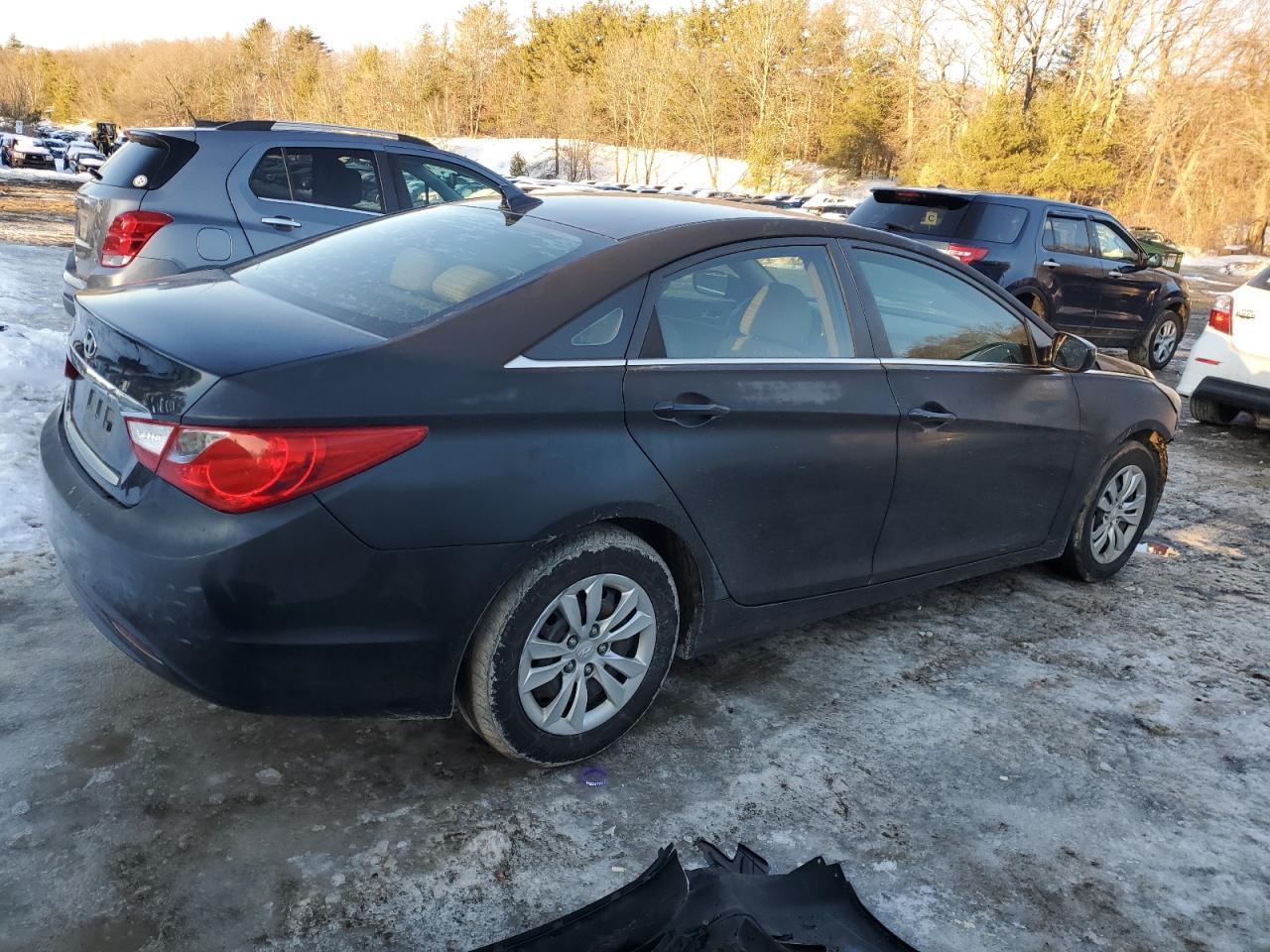 2011 HYUNDAI SONATA GLS - Image 3