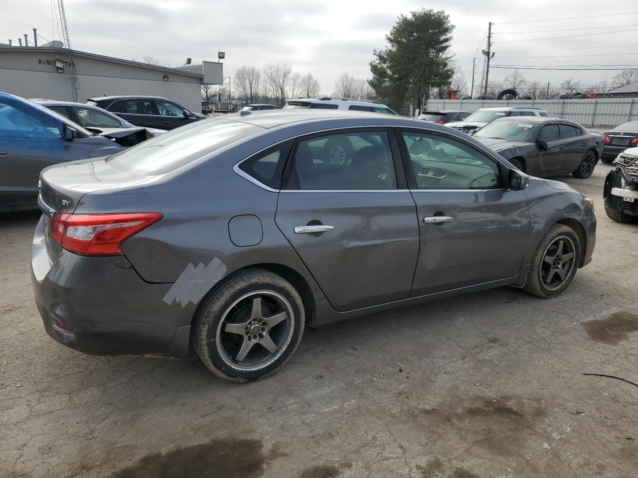2017 NISSAN SENTRA S - Фото 3