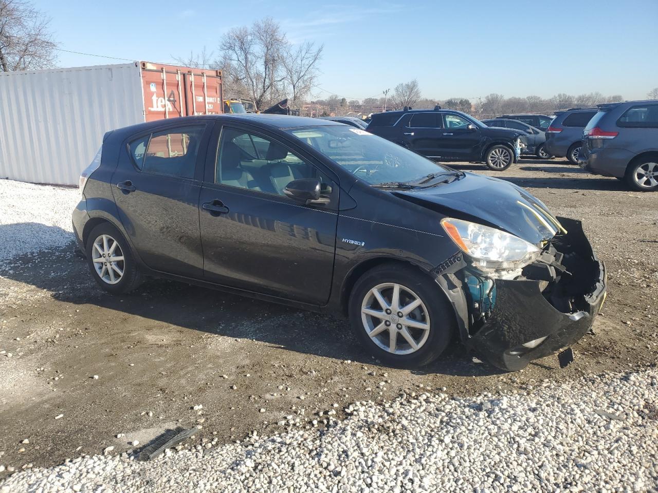 2013 TOYOTA PRIUS C - Фото 4