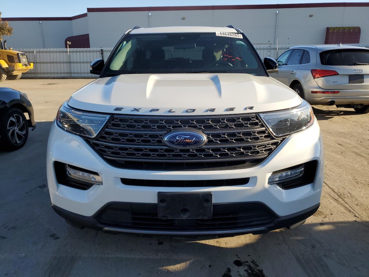 2022 FORD EXPLORER X - Фото 5