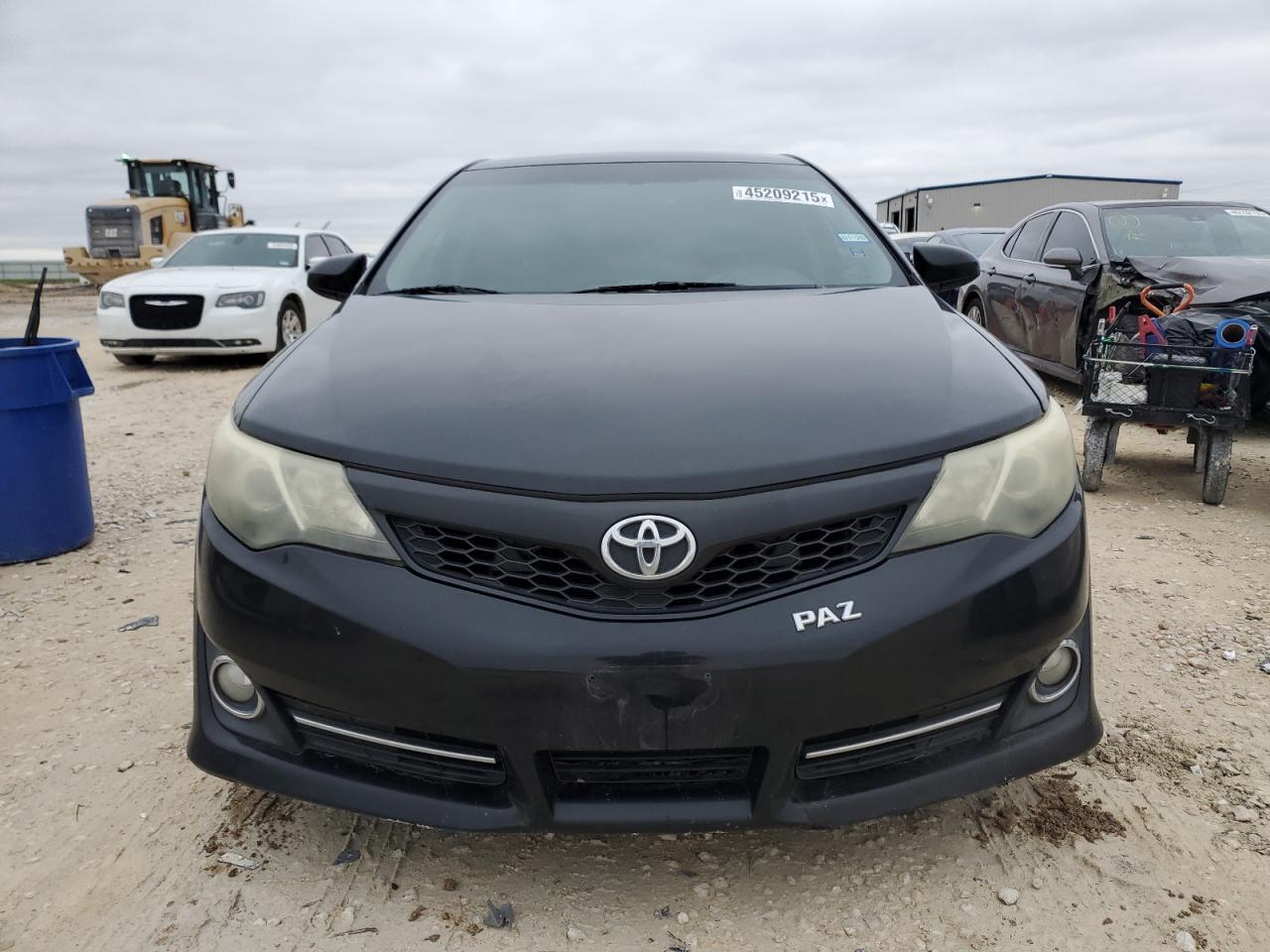 2014 TOYOTA CAMRY L - Image 5