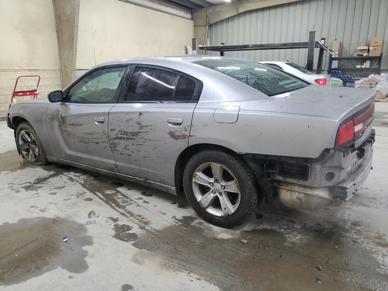 2014 DODGE CHARGER SE - Фото 2