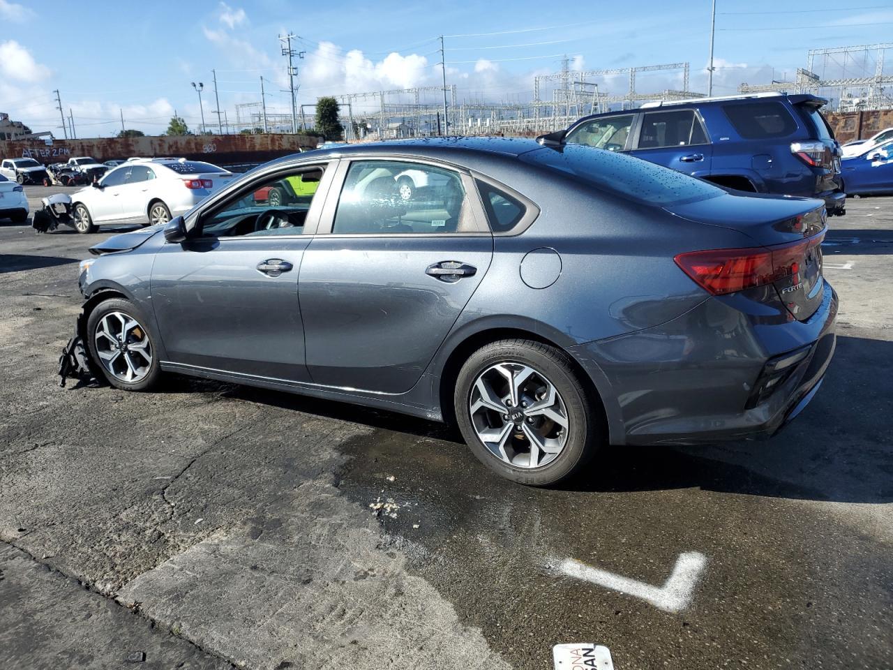 2021 KIA FORTE FE - Фото 2